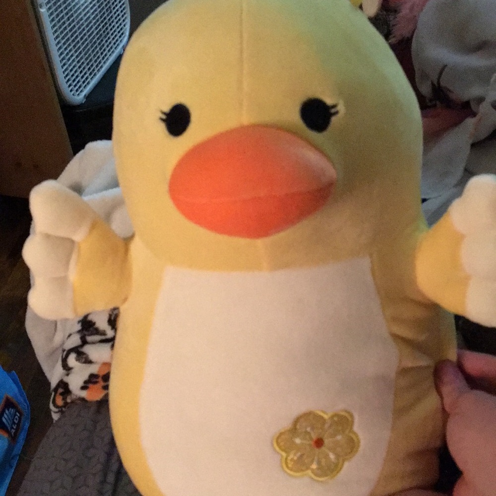 Easter duck squishmallow - Picture 2 of 2